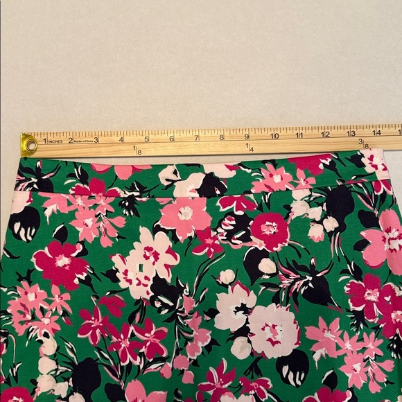 NWT J. Crew Factory Cotton Sateen Pencil Skirt Green & Pink Floral Size 0 - Picture 4 of 13
